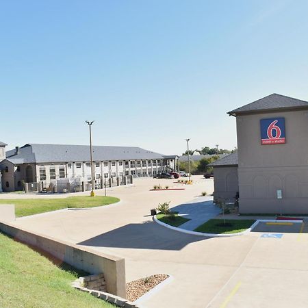 Motel 6-Brenham, Tx Εξωτερικό φωτογραφία