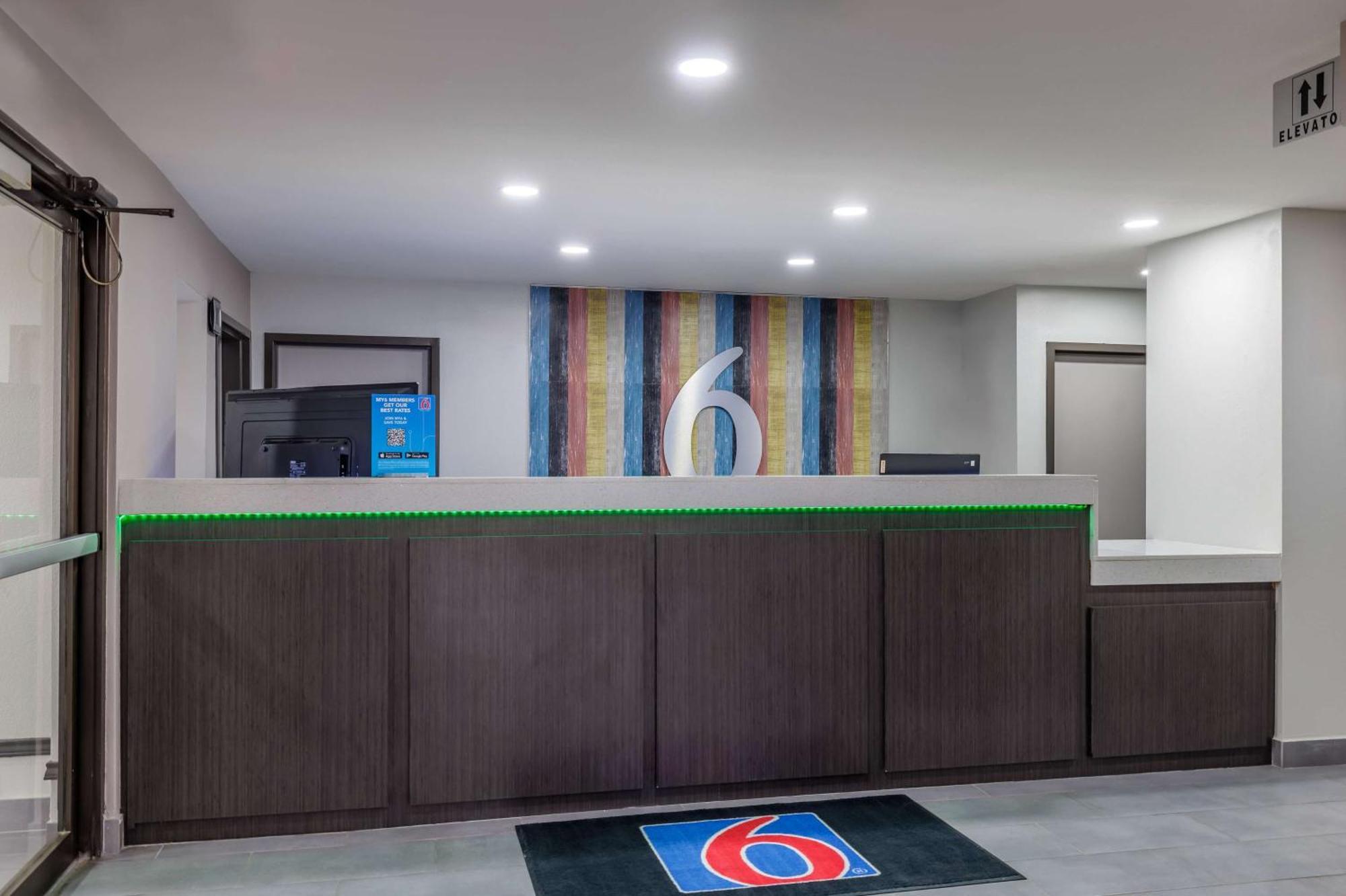 Motel 6-Brenham, Tx Εξωτερικό φωτογραφία